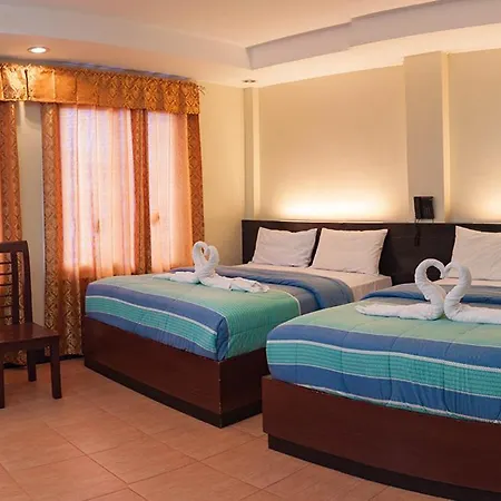Siayan Travellers Inn